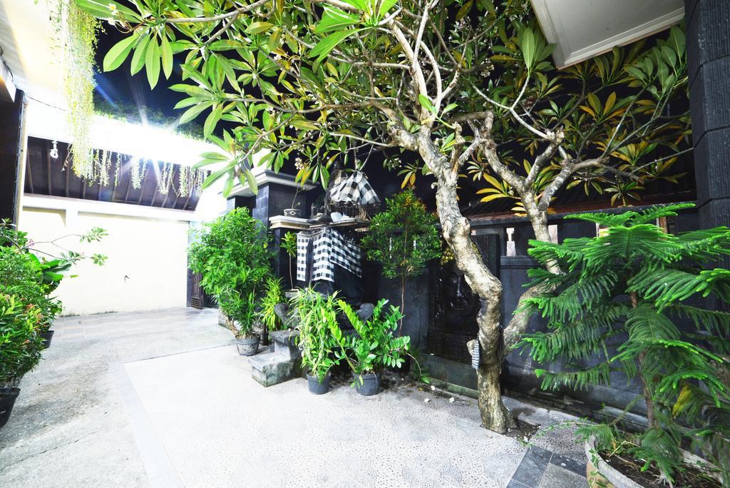 Ganggas Homestay Jimbaran Dış mekan fotoğraf