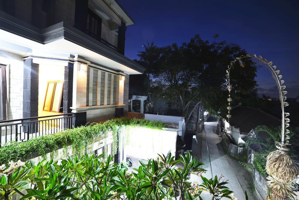 Ganggas Homestay Jimbaran Dış mekan fotoğraf